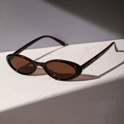 Berlin Modern Oval Sonnenbrille
